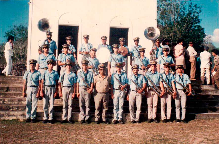 Banda-Musical-D.-Luiz-de-Brito-em-1992,-no-povoado-de-Serra-dos-Bois,-Taquaritinga